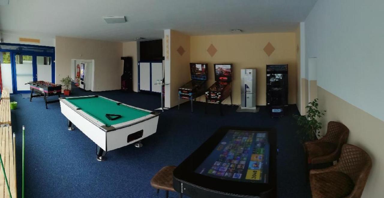 Traumblick Bayerischer Wald, Pool & Sauna, Getraenke, Klimaanlage フライウング エクステリア 写真